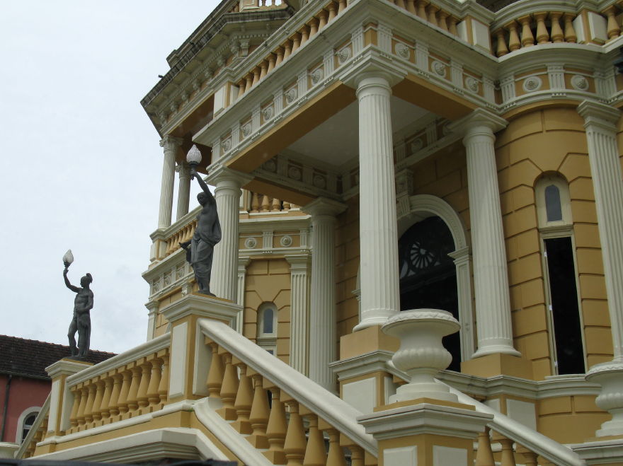 Description of the image